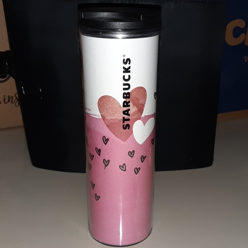 2016 Starbucks Valentines To-Go Cup Refillable 16 Oz